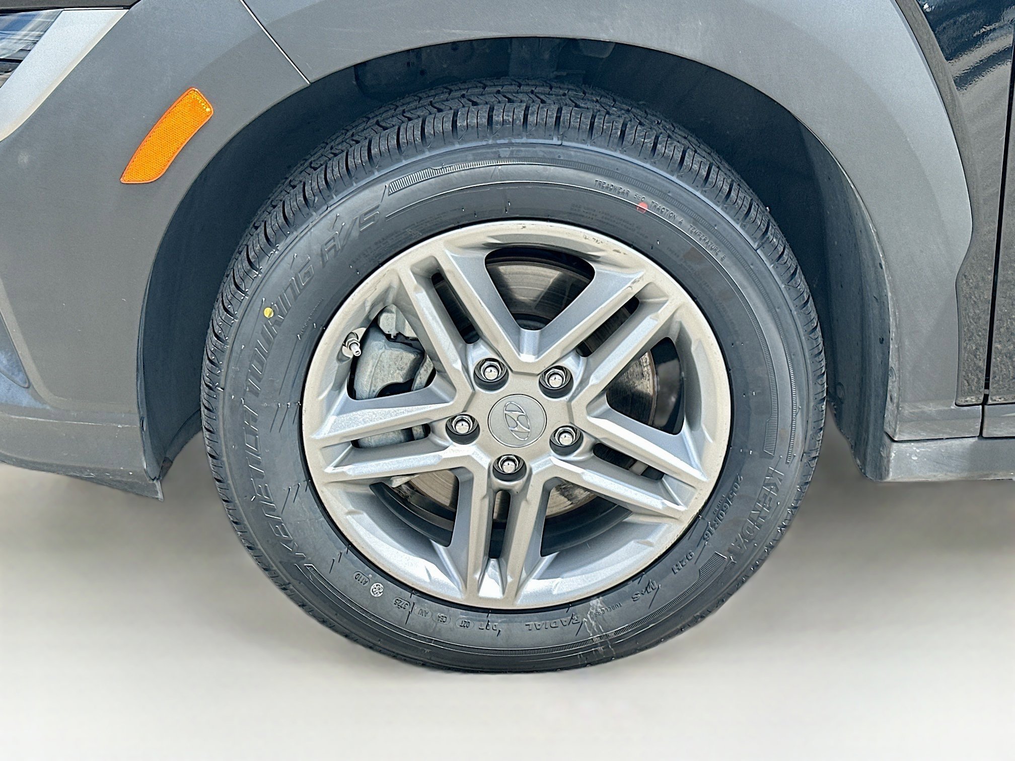 Used 2023 Hyundai Kona SE image 23