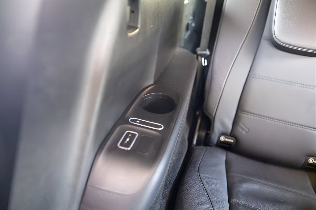 Used 2021 Mercedes-Benz GLS 580 4MATIC image 84