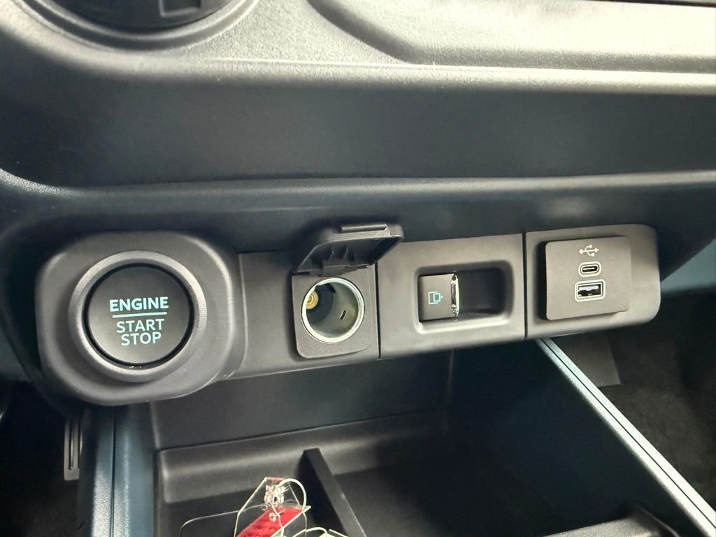 New 2026 Ford Maverick Lariat image 29