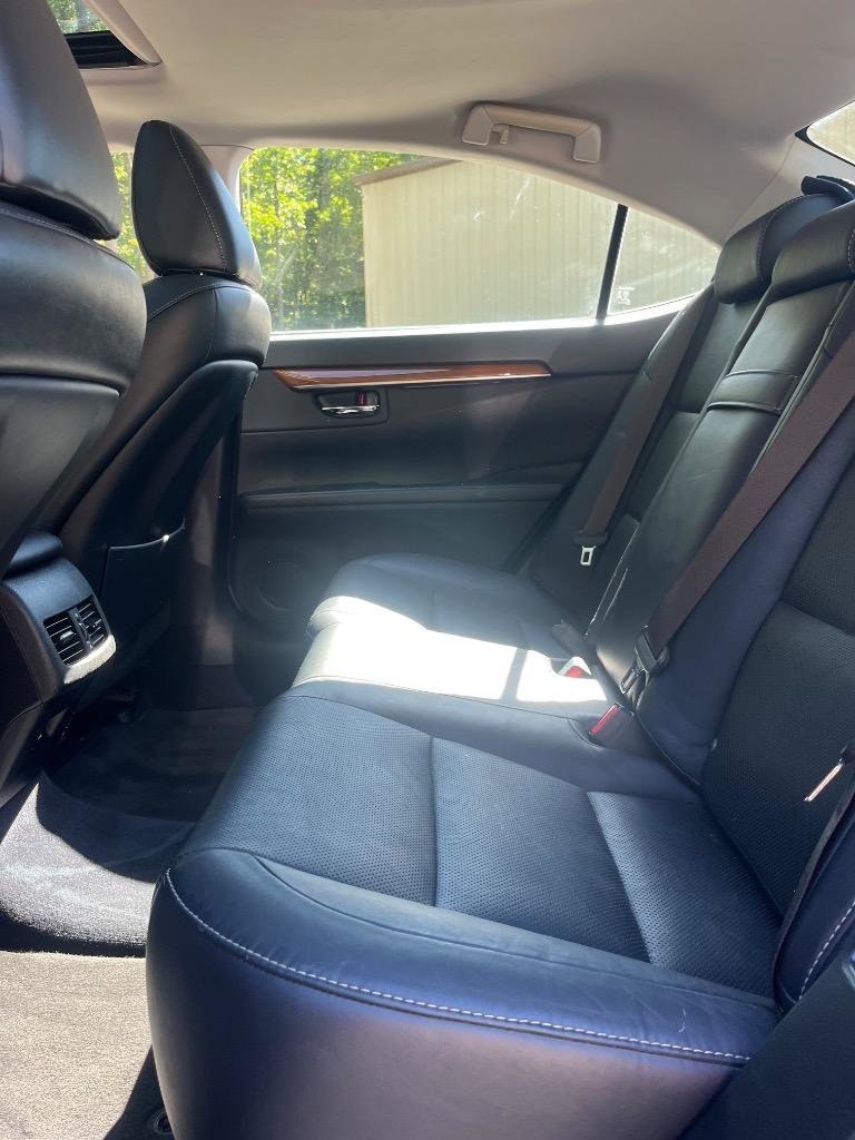 Used 2013 Lexus ES 300h w/ Luxury Pkg FWD image 21