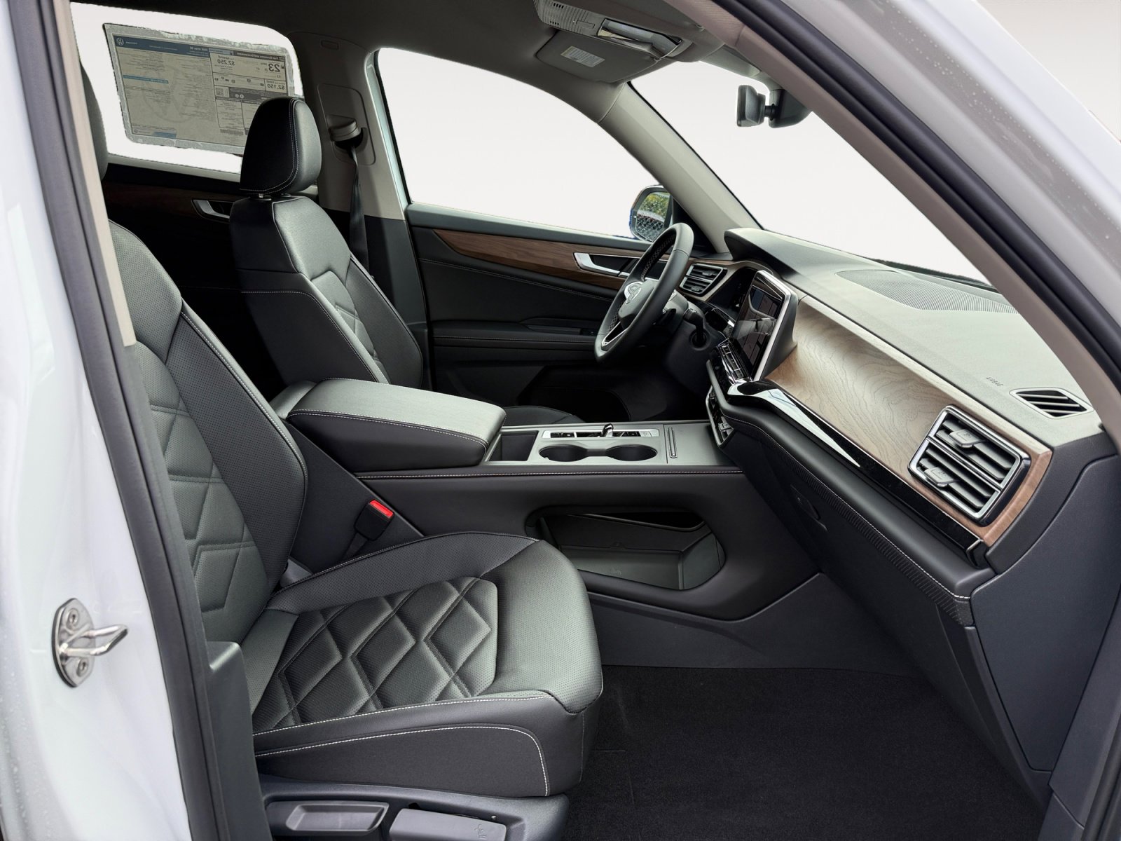 New 2026 Volkswagen Atlas SE image 19