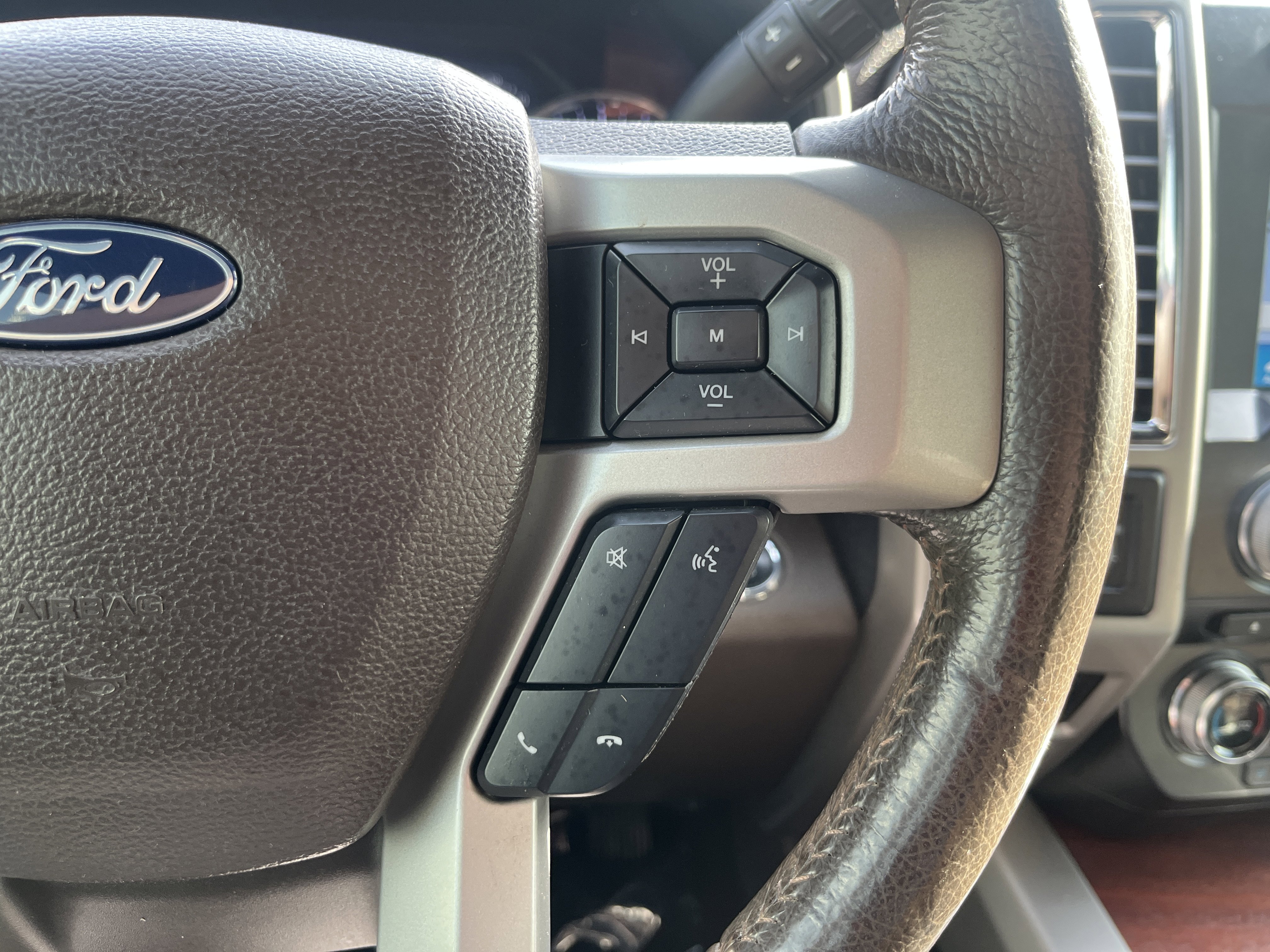 Used 2018 Ford F250 King Ranch w/ King Ranch Ultimate Package AWD/4WD image 23