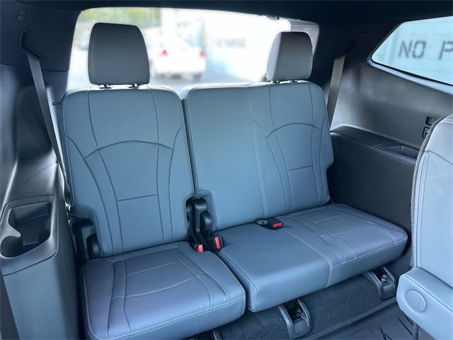 Used 2023 Buick Enclave Premium w/ Experience Buick Package image 26