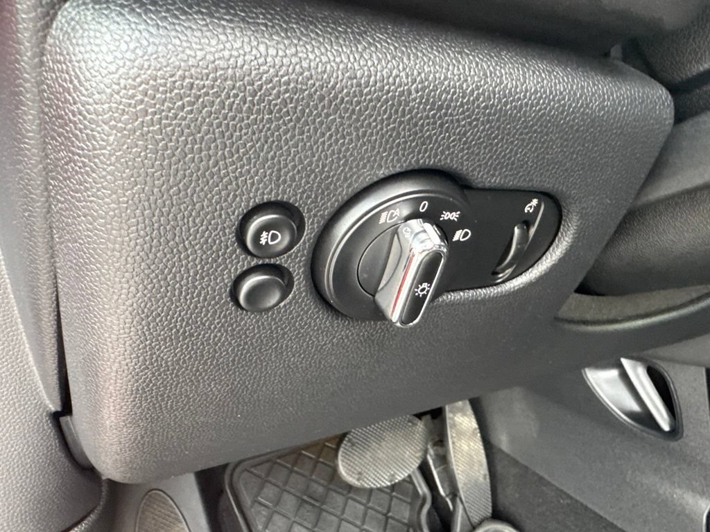 Used 2019 MINI Cooper S FWD image 15