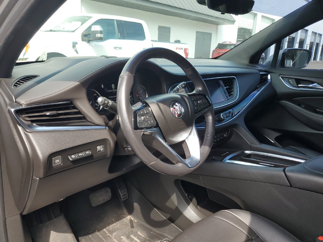 Used 2024 Buick Enclave Avenir w/ Trailering Package, 5000 lbs. FWD image 19