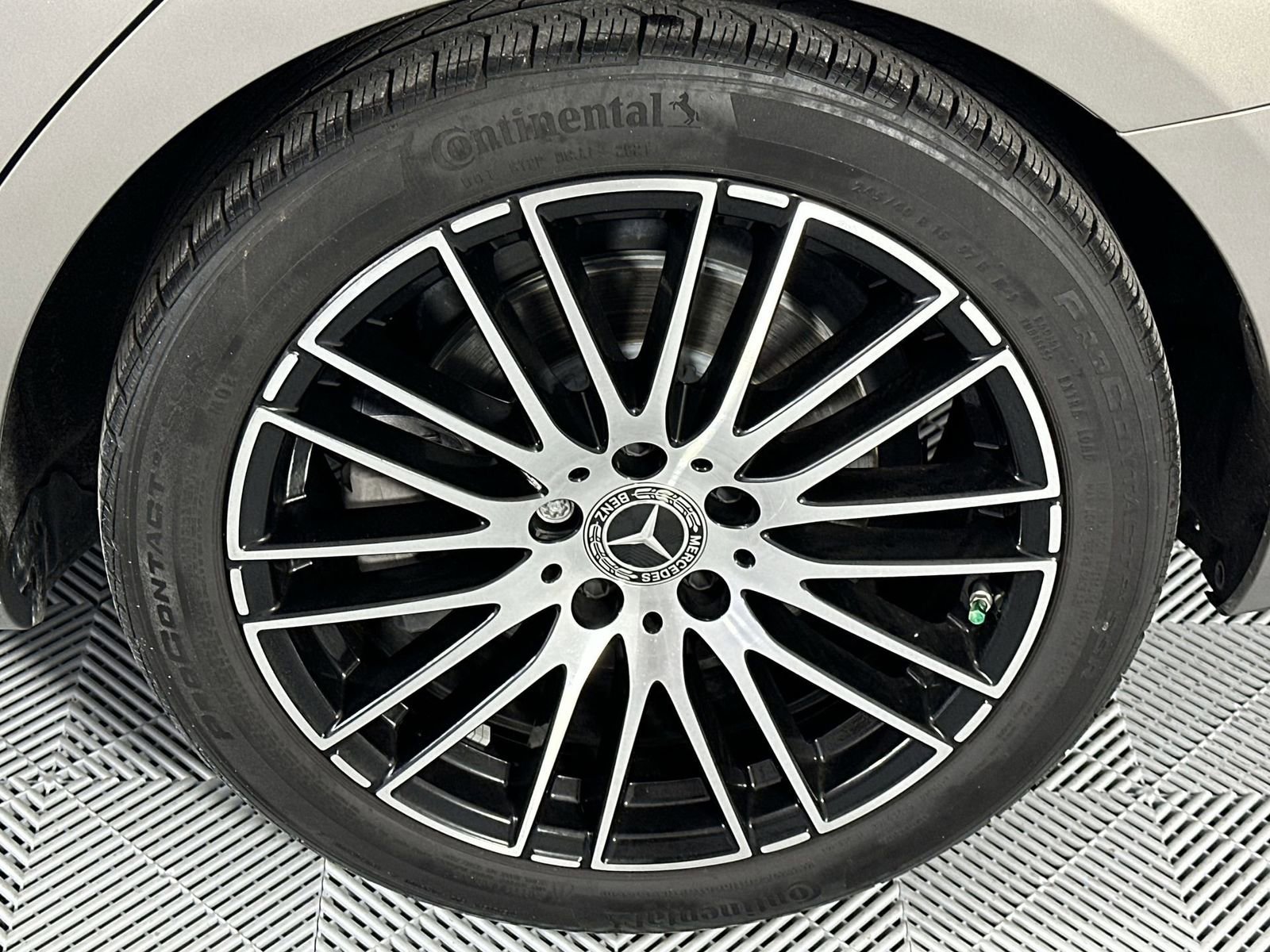 Used 2022 Mercedes-Benz C 300 Sedan image 10