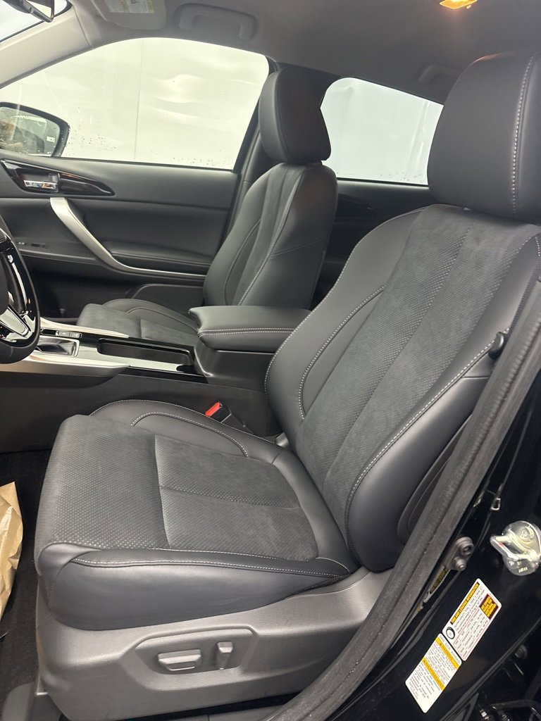 New 2026 Mitsubishi Eclipse Cross SE image 13