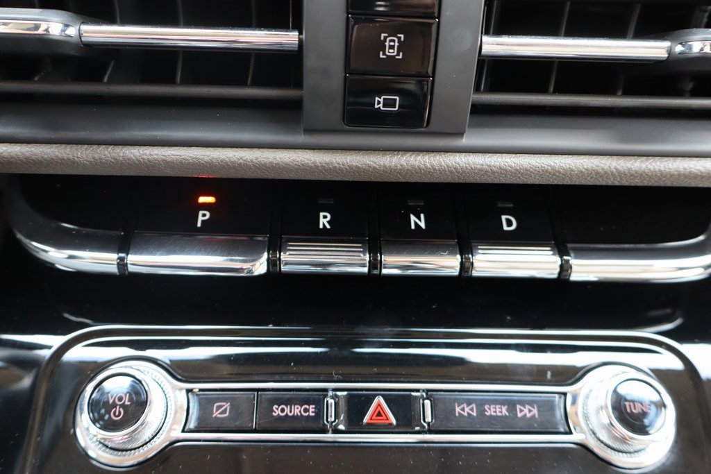 Used 2022 Lincoln Corsair Reserve w/ Equipment Group 201A image 11