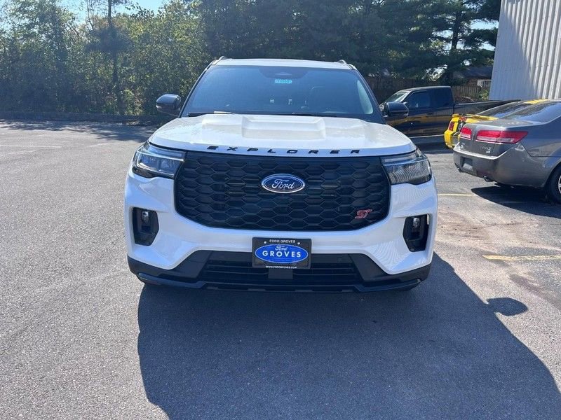 New 2026 Ford Explorer ST image 2