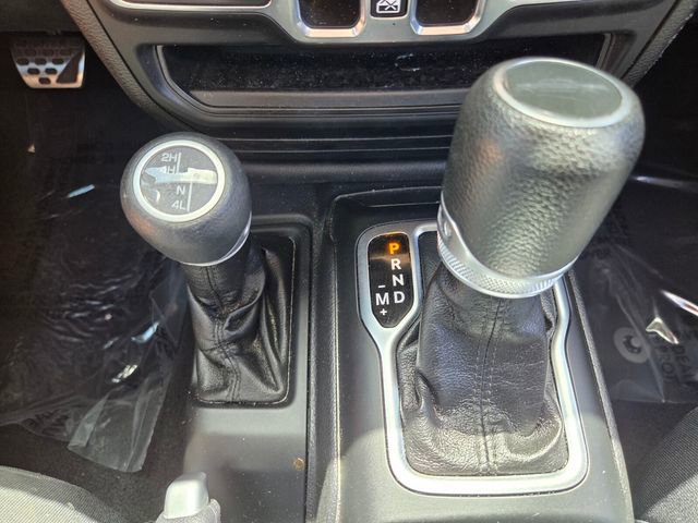 Used 2020 Jeep Gladiator Sport w/ Quick Order Package 24S image 25