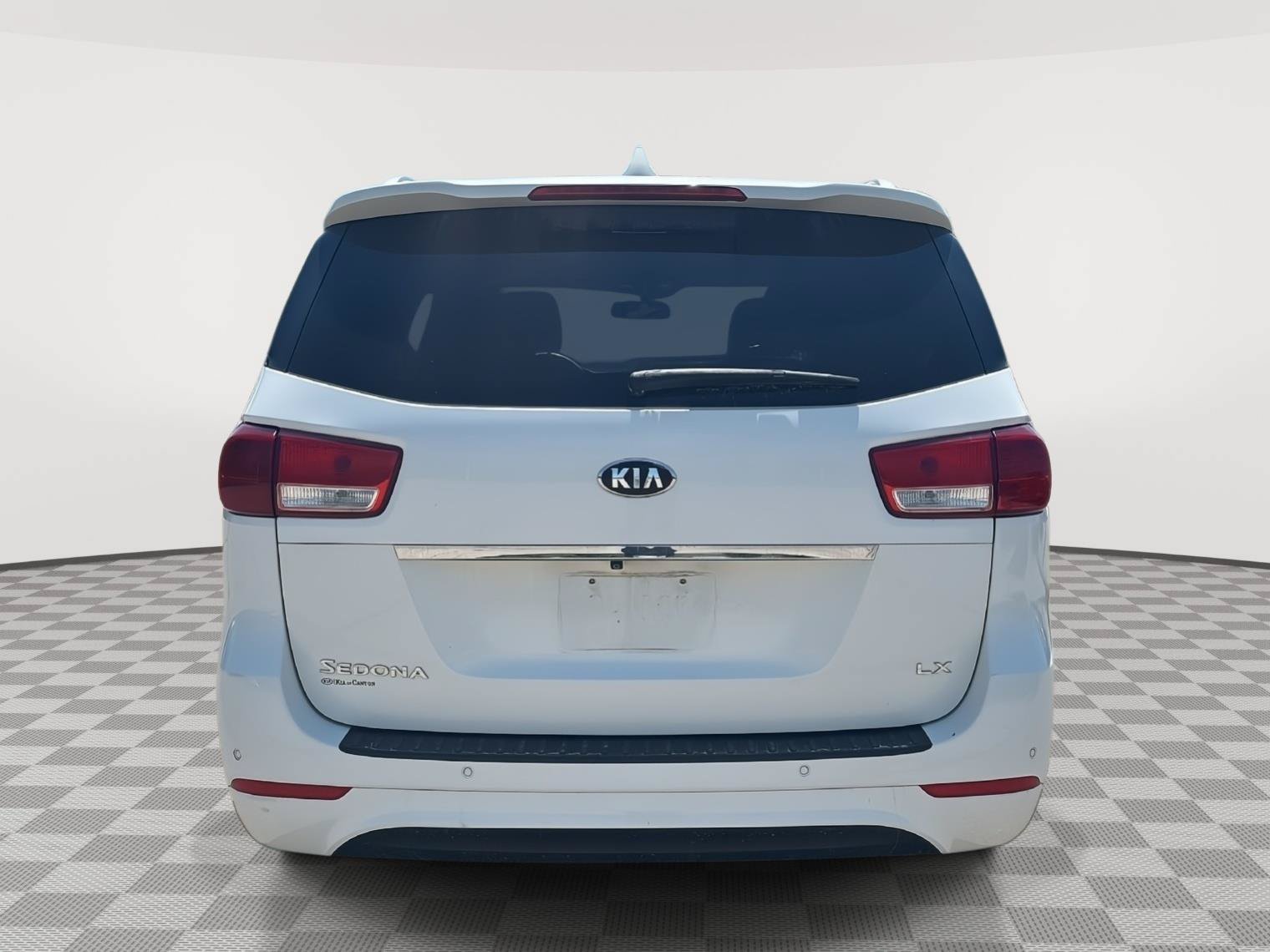 Used 2015 Kia Sedona LX w/ LX Convenience Package FWD image 27