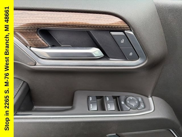 Used 2025 Chevrolet Silverado 1500 LT AWD/4WD image 29