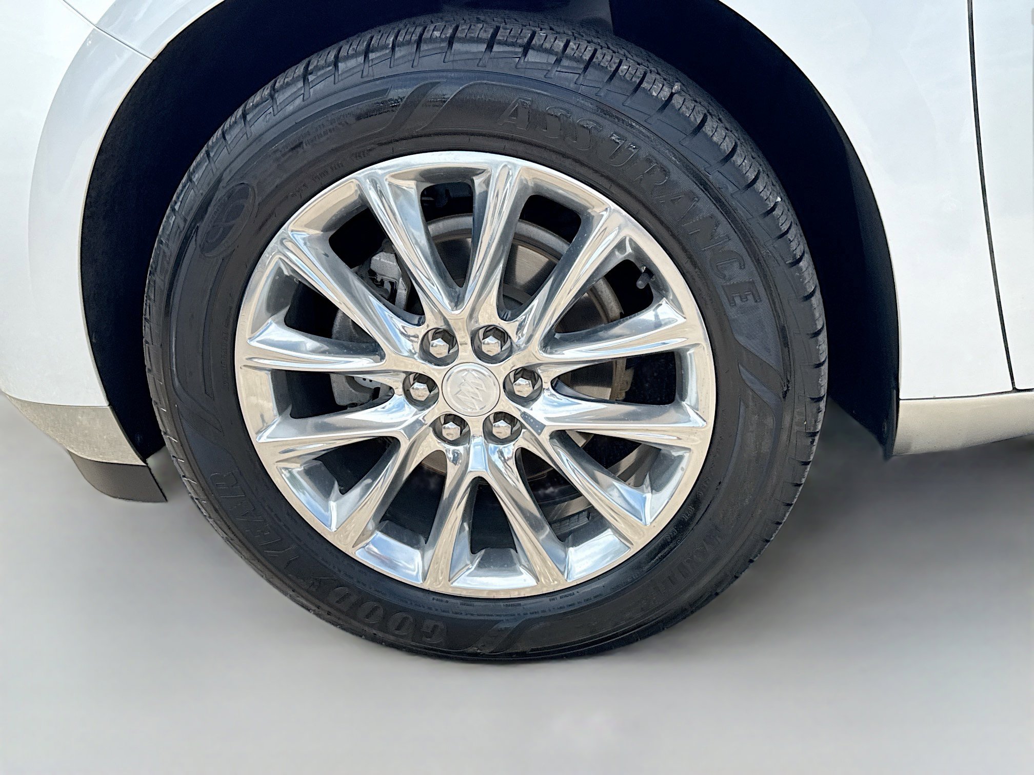 Used 2018 Buick Enclave Premium w/ Experience Buick Package FWD image 45