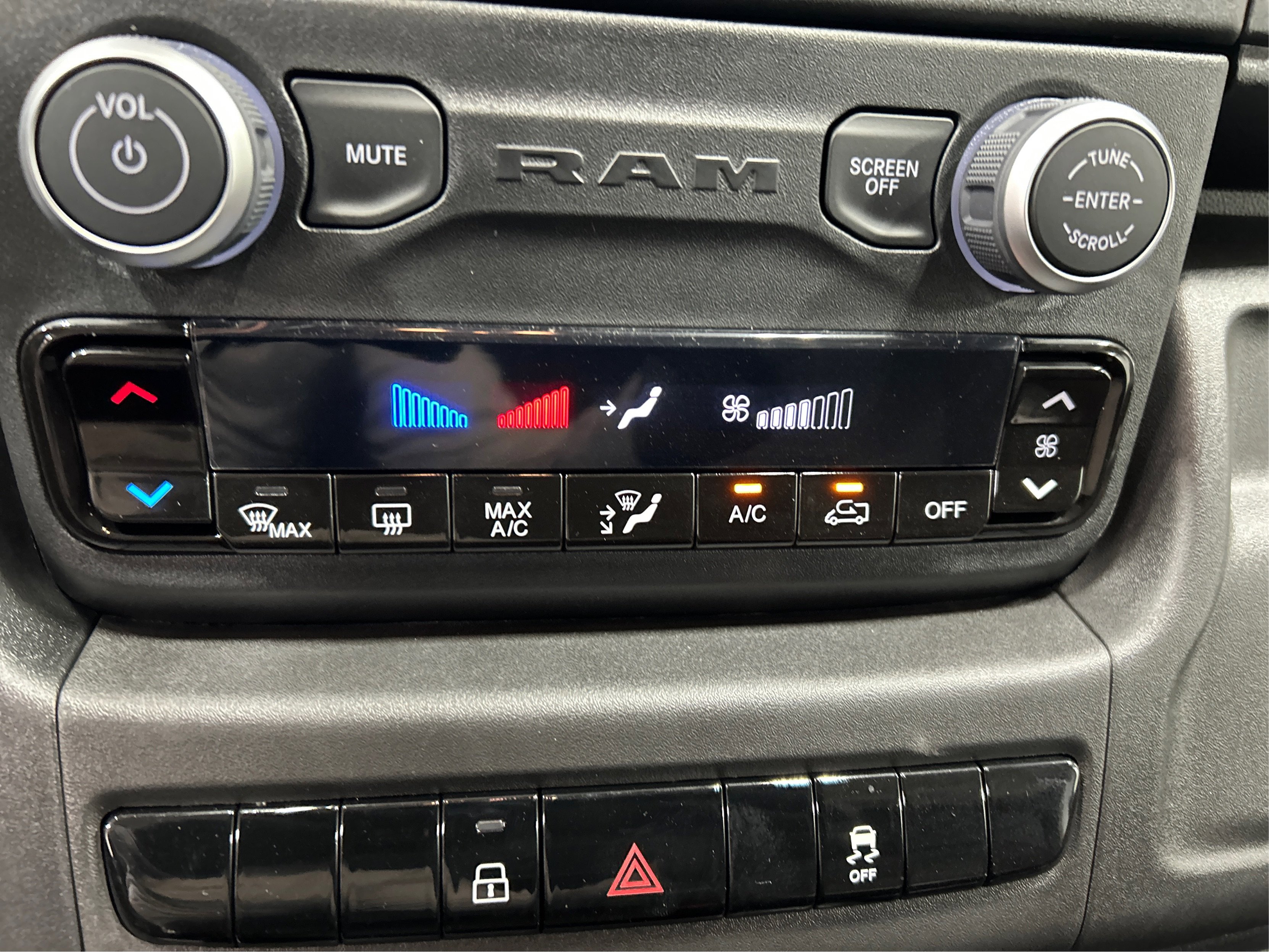 New 2026 RAM ProMaster 2500 FWD image 23