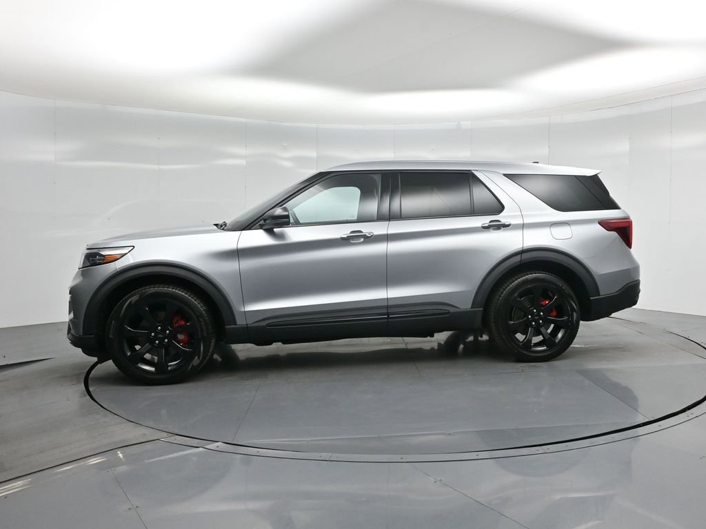 Certified 2022 Ford Explorer ST w/ Equipment Group 401A image 32