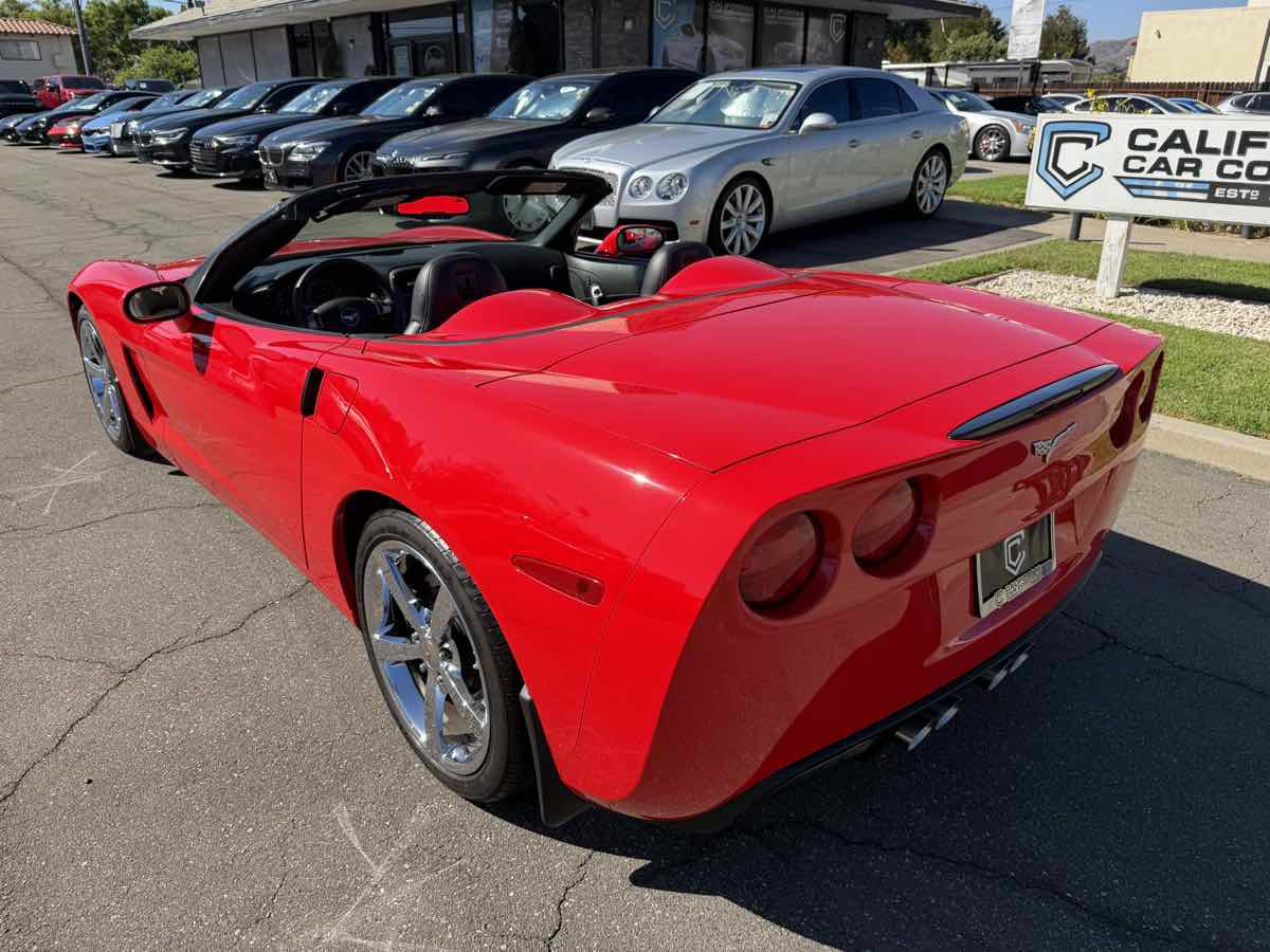 Used 2010 Chevrolet Corvette Convertible w/ Preferred Equipment Group RWD image 4