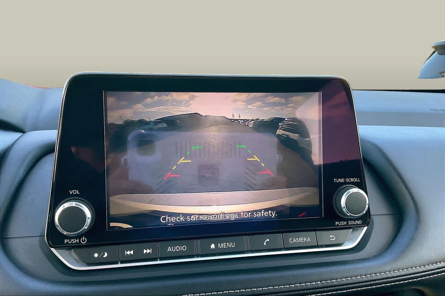 Used 2025 Nissan Rogue SV FWD image 26