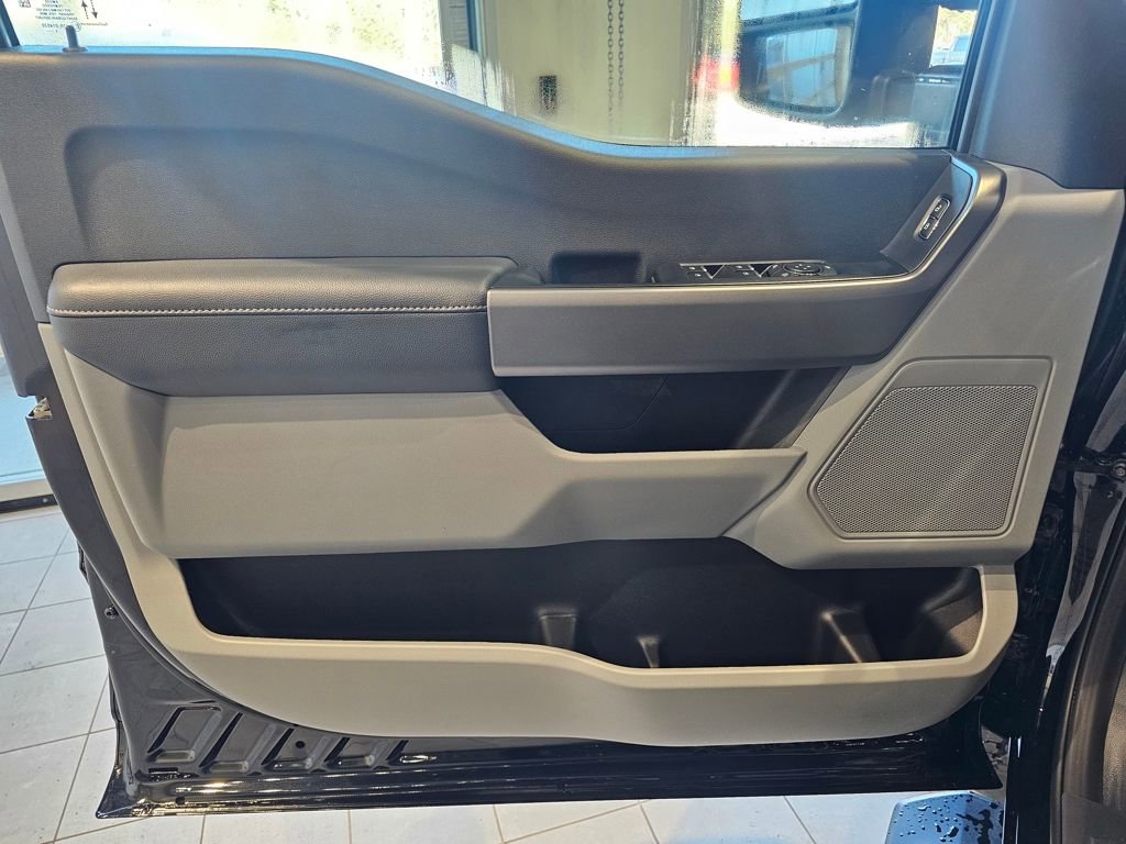 New 2026 Ford F350 XLT image 10