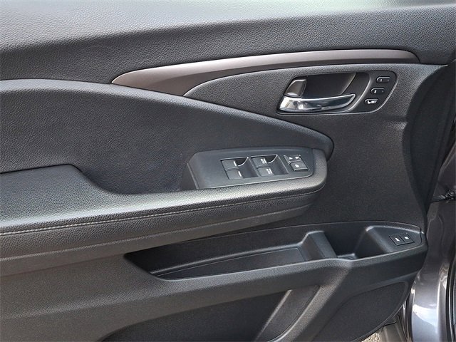 Certified 2022 Honda Pilot Special Edition image 13