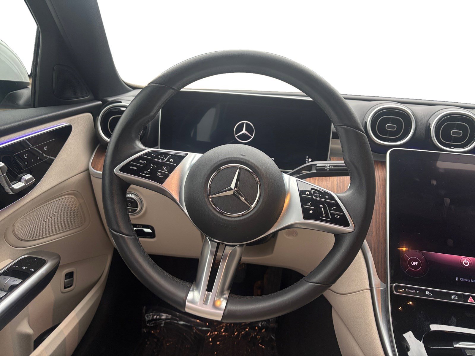 Used 2024 Mercedes-Benz C 300 Sedan image 12