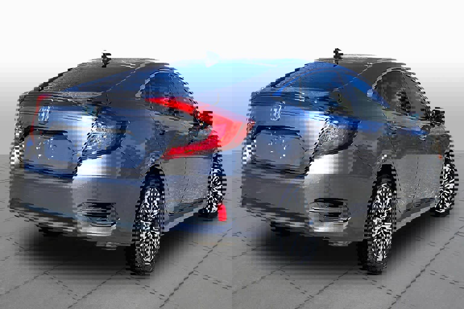 Used 2017 Honda Civic EX-T image 12