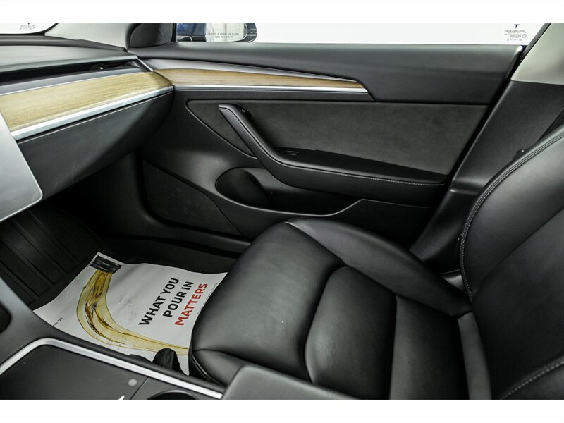 Used 2022 Tesla Model 3 RWD image 31