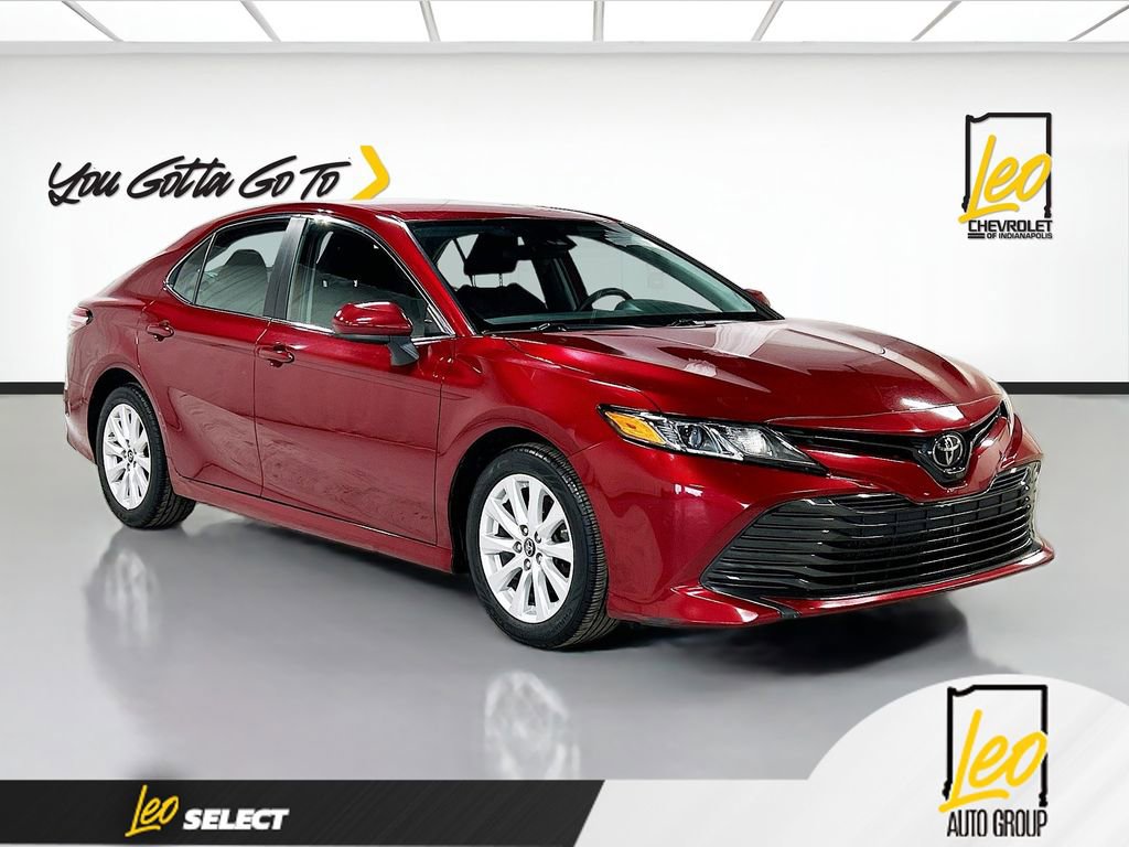 Used 2019 Toyota Camry LE image 3