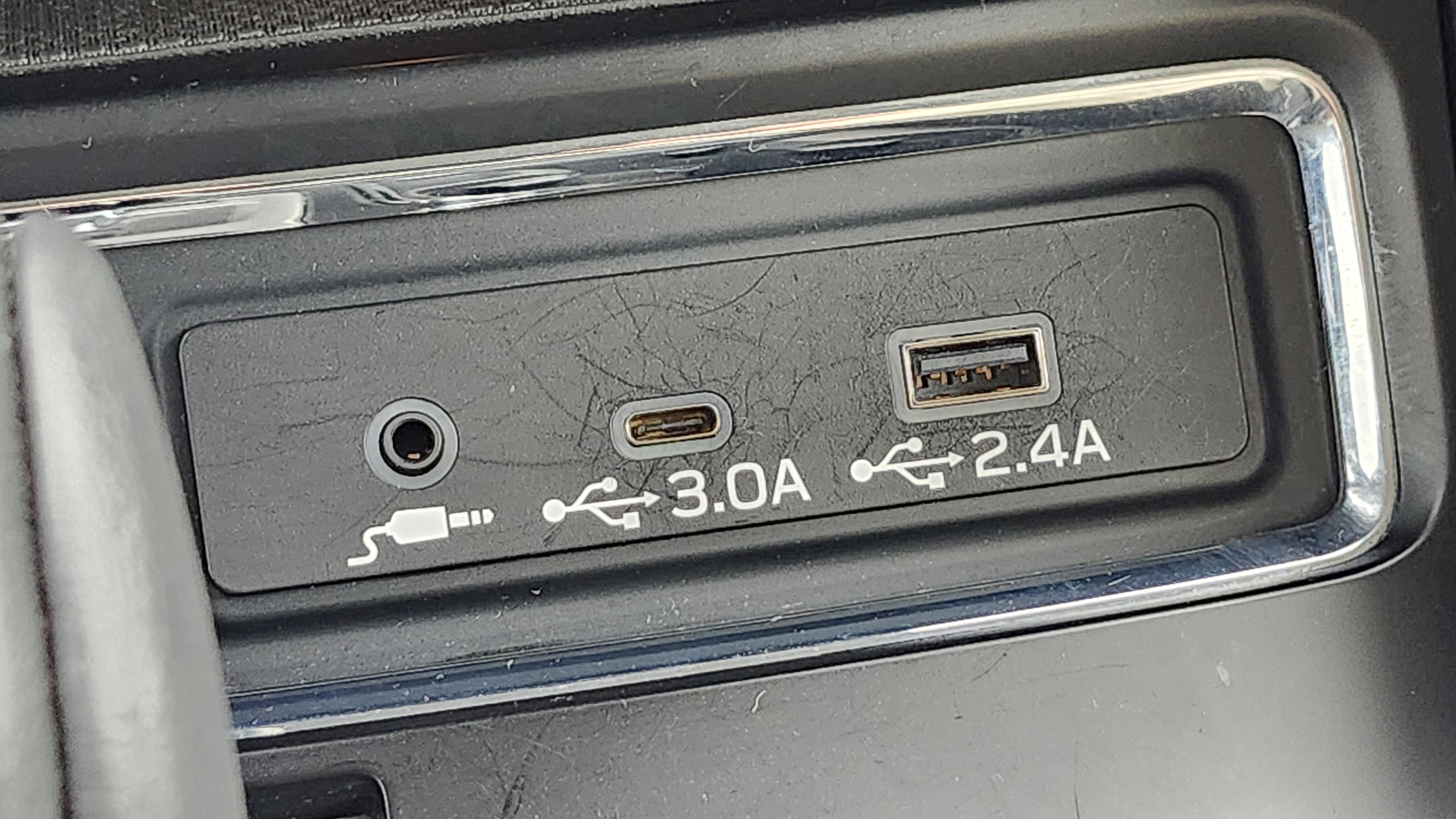 Used 2025 Subaru Ascent Premium image 30