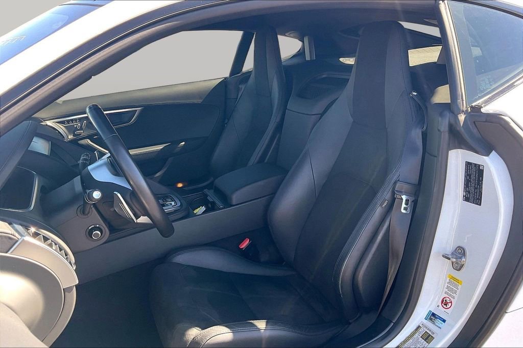 Used 2022 Jaguar F-TYPE R-Dynamic image 20