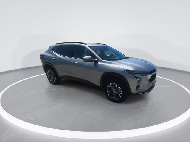 Used 2024 Chevrolet Trax LT w/ Driver Confidence Package FWD image 13