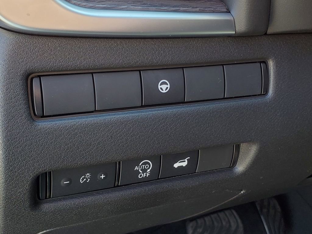 New 2026 Nissan Rogue Platinum AWD/4WD image 15