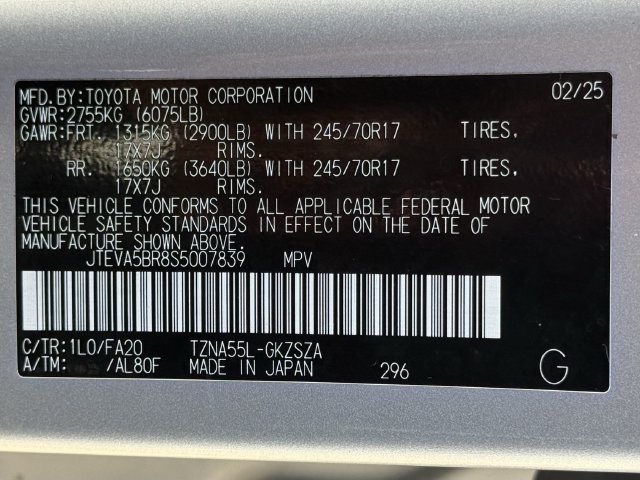 Used 2025 Toyota 4Runner SR5 AWD/4WD image 30