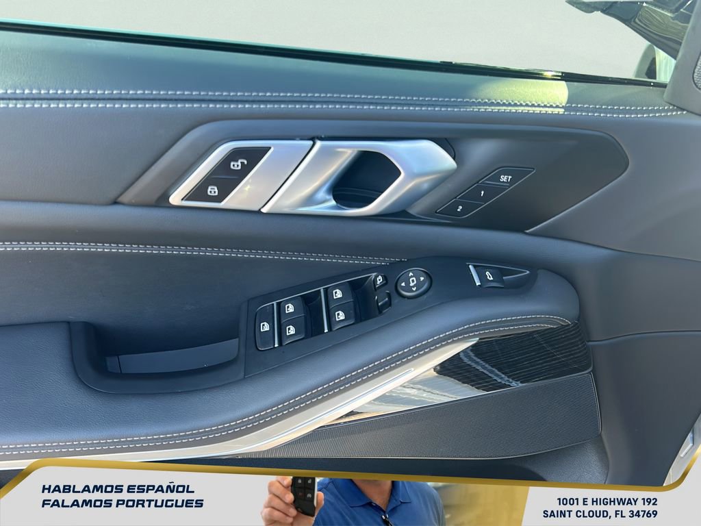 Used 2025 BMW X5 sDrive40i w/ M Sport Package RWD image 12