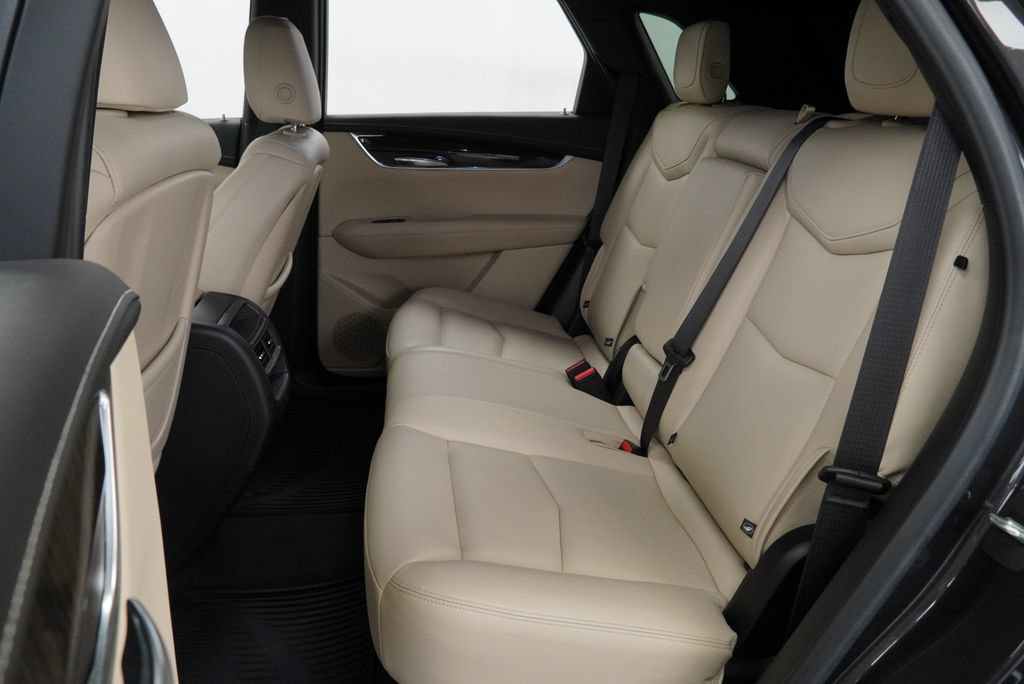 Certified 2019 Cadillac XT5 AWD image 12
