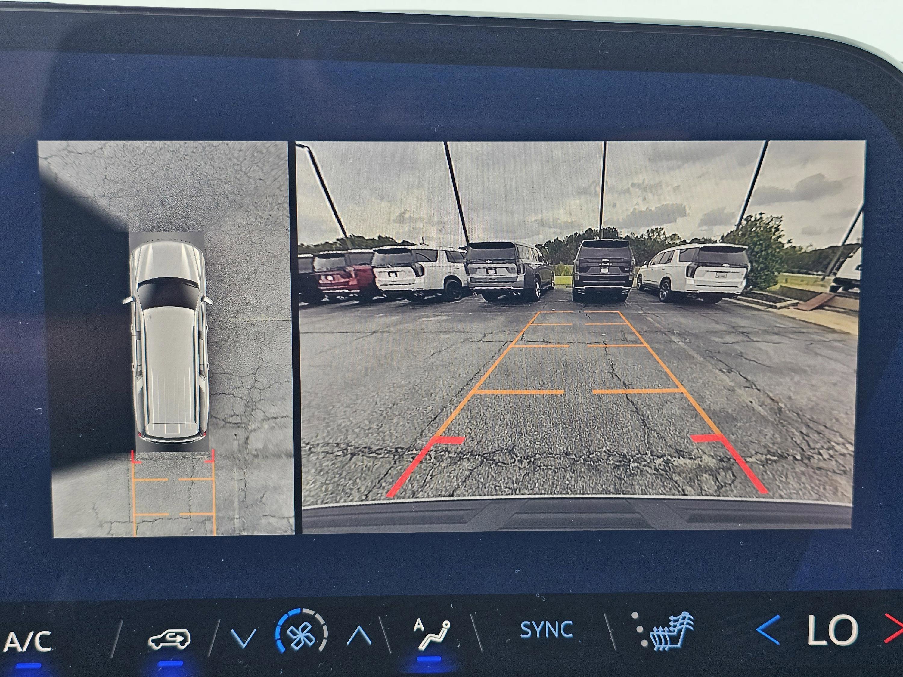 New 2026 Chevrolet Suburban LT w/ Comfort Package image 30