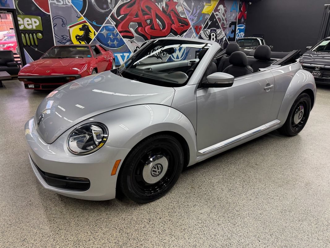 Used 2016 Volkswagen Beetle 1.8T SE FWD image 10