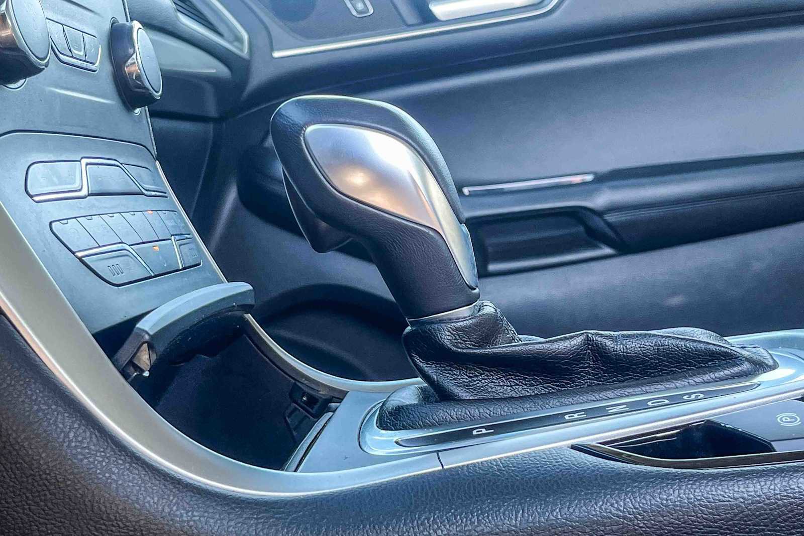 Used 2015 Ford Edge SEL w/ Equipment Group 201A image 21