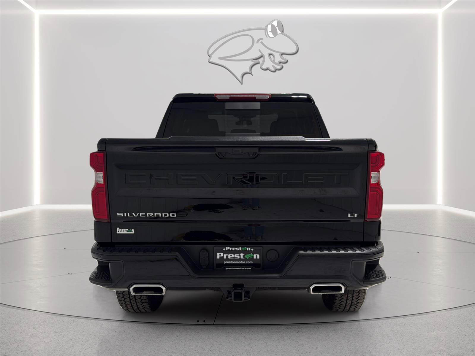 Used 2025 Chevrolet Silverado 1500 LT Trail Boss w/ Convenience Package II AWD/4WD image 4