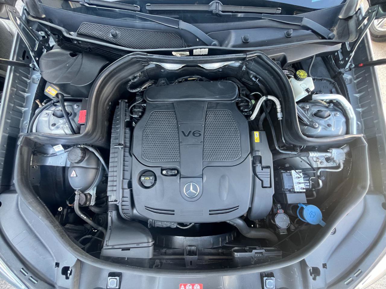 Used 2013 Mercedes-Benz GLK 350 4MATIC image 37