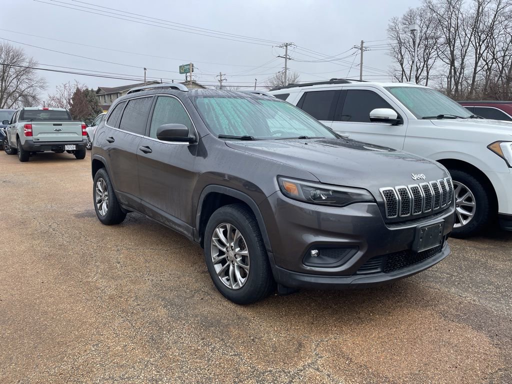 Used 2019 Jeep Cherokee Latitude Plus image 1