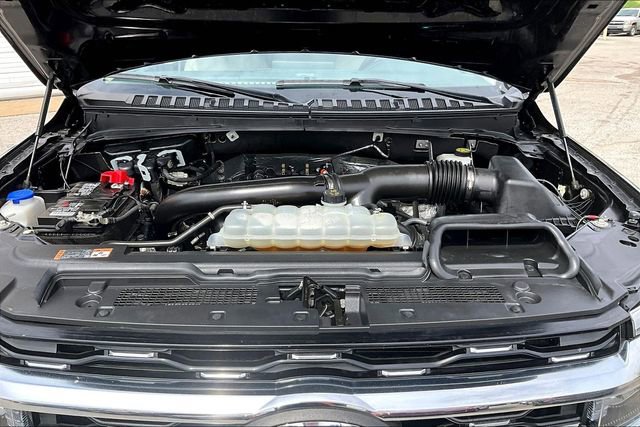 Used 2024 Ford Expedition Limited AWD/4WD image 34