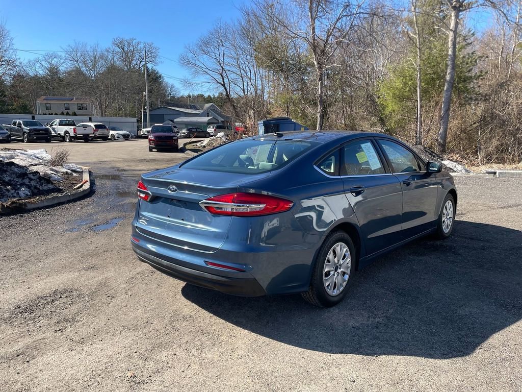 Used 2019 Ford Fusion S FWD image 5