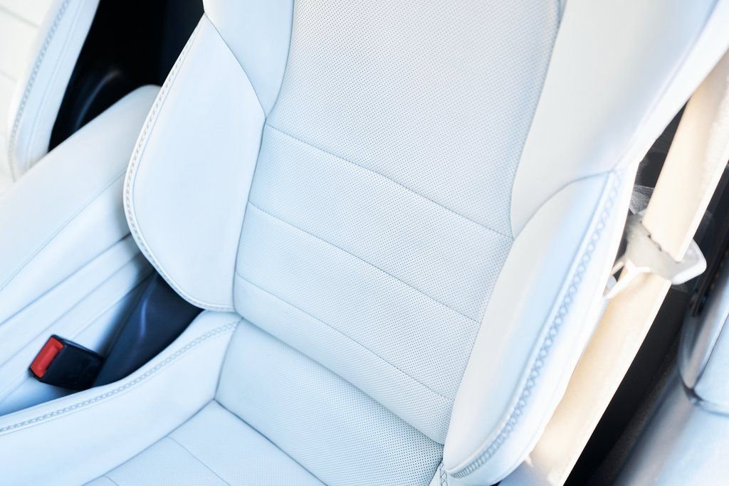 Used 2022 McLaren GT RWD image 44