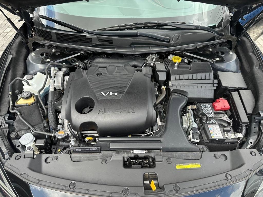 Used 2023 Nissan Maxima SR w/ Sport Mat Group FWD image 32