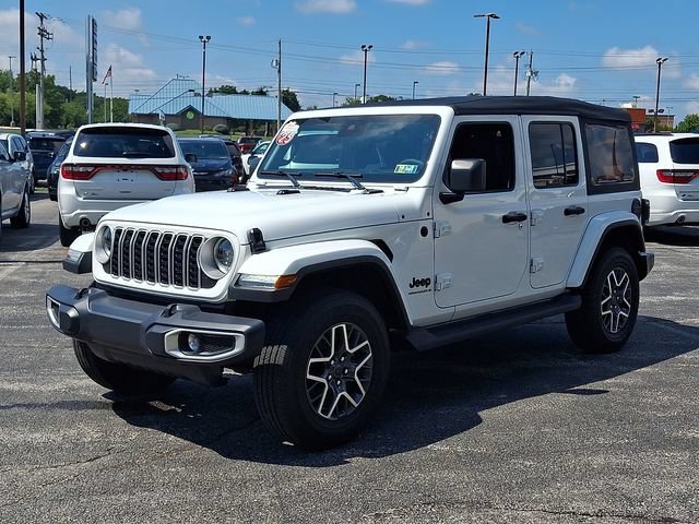 Used 2025 Jeep Wrangler Unlimited Sahara w/ Safety Group AWD/4WD image 6