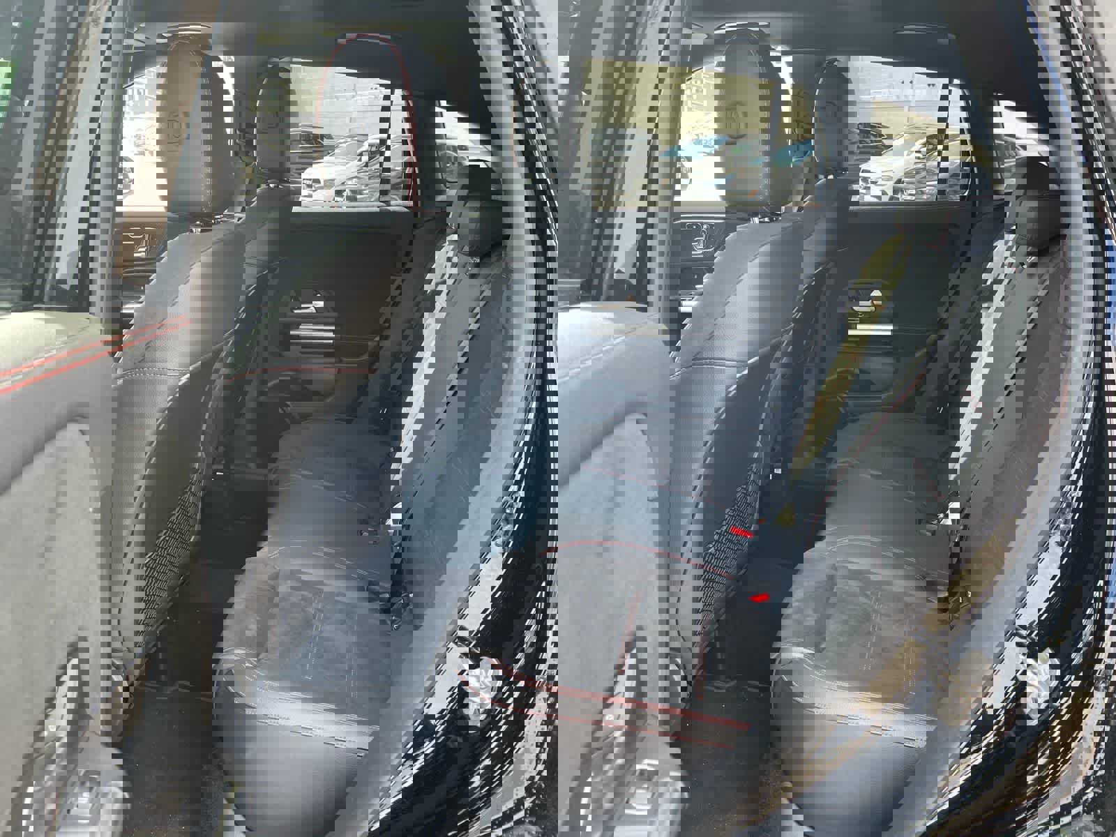 Used 2023 Mercedes-Benz GLA 250 image 3