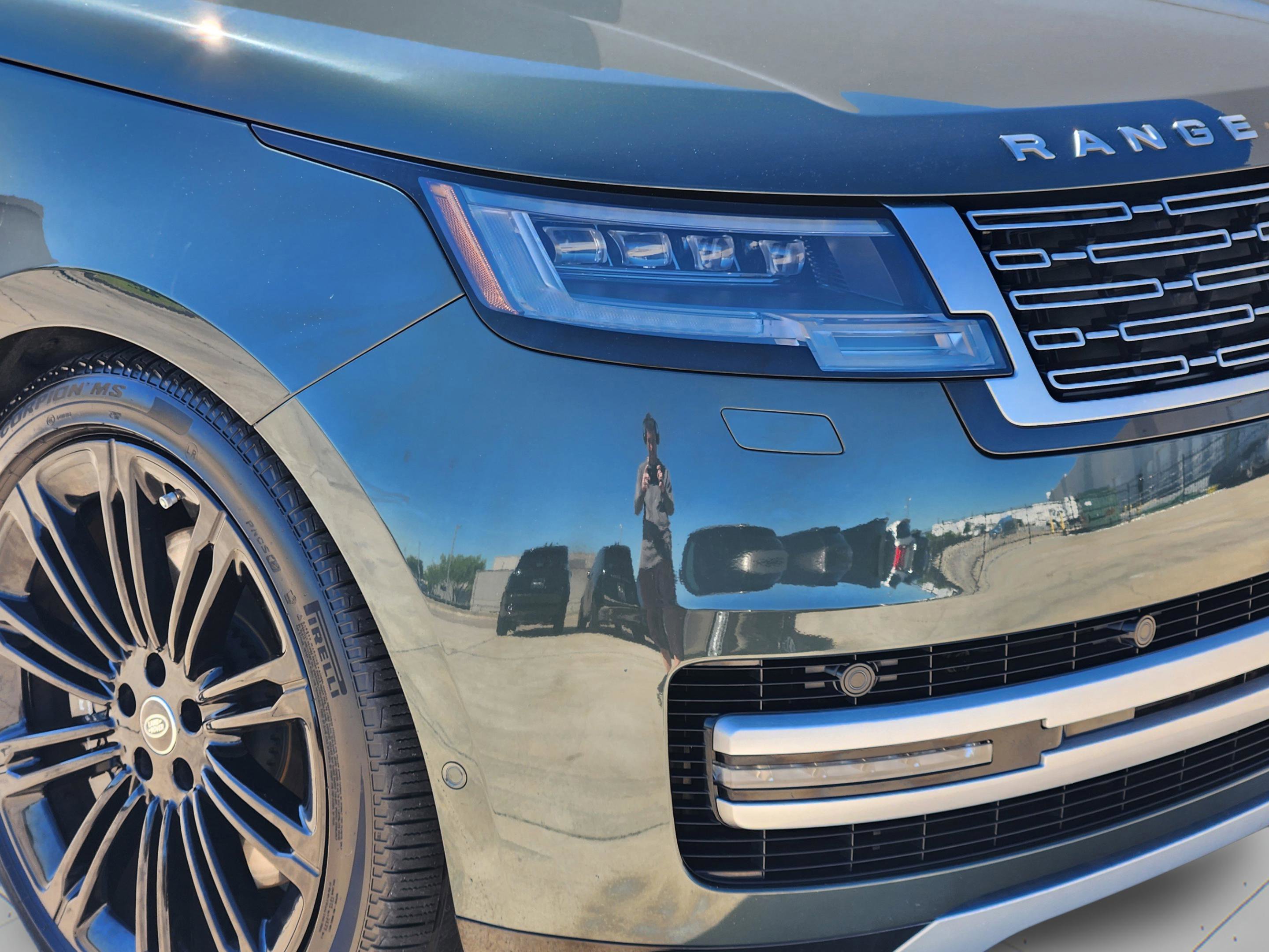 Certified 2025 Land Rover Range Rover Long Wheelbase Autobiography AWD/4WD image 30