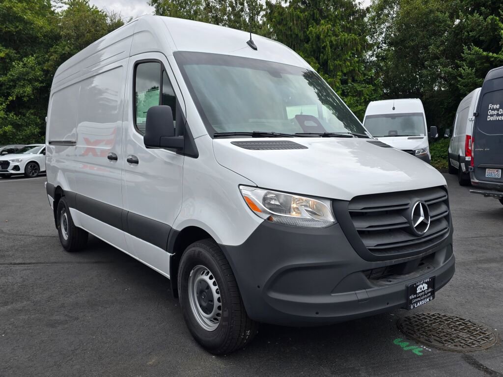 New 2025 Mercedes-Benz Sprinter 2500 image 8