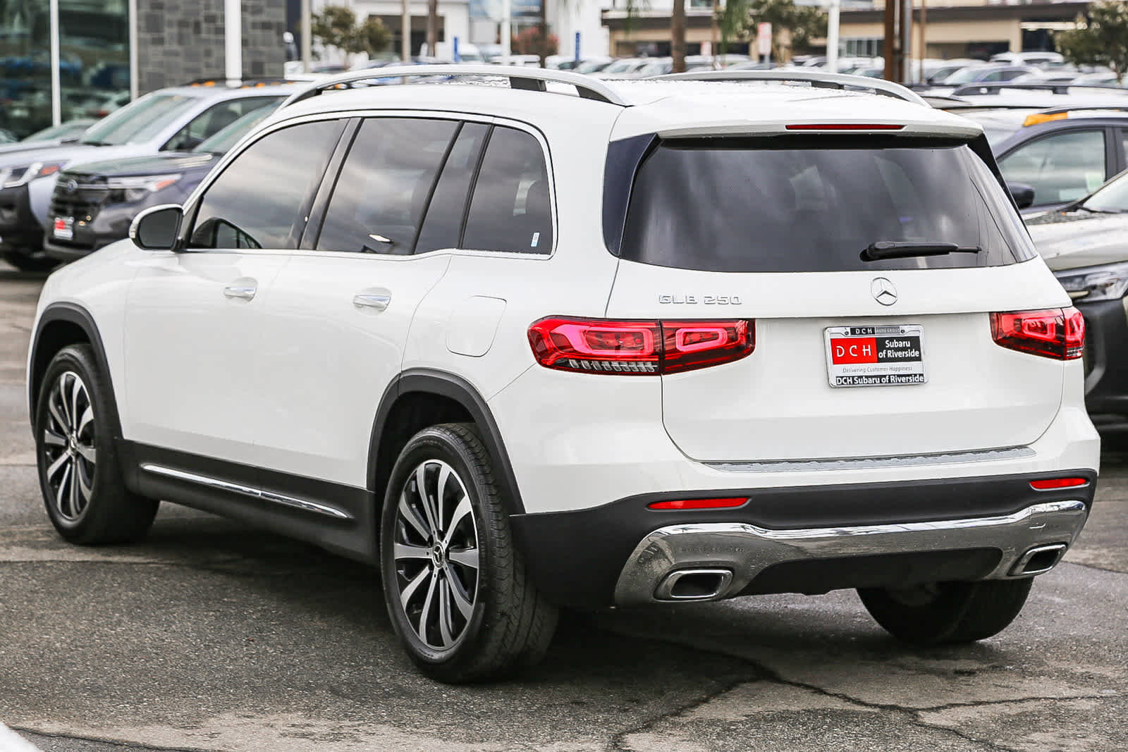 Used 2021 Mercedes-Benz GLB 250 w/ Premium Package image 8