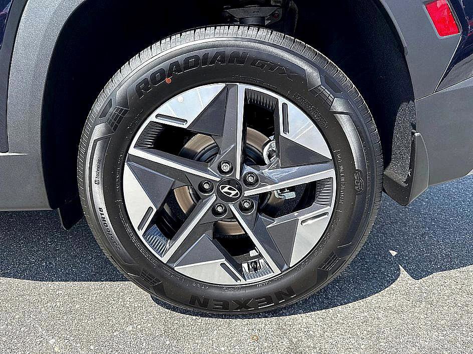 New 2025 Hyundai Tucson SEL image 5